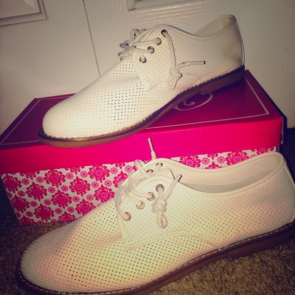 White Oak-ford shoes size 10 in women's