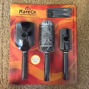 Brand new kareco hair brush set