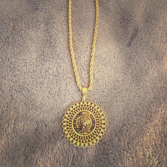 Topshop francaise gold necklace