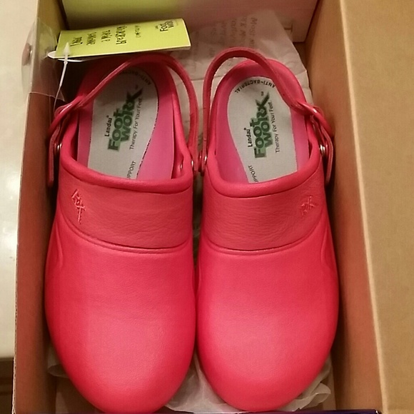LANDAU Nurse Shoes
