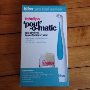 Bliss pro tool series Fabulips 'pout-o-matic'