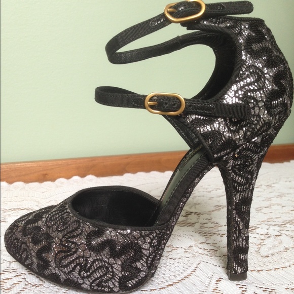 DOLCE & GABBANA HEELS- NYE PERFECT🎆 - Picture 2 of 4