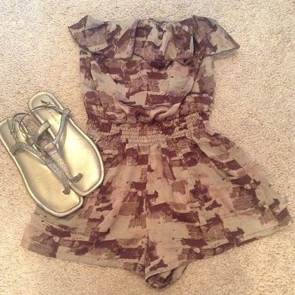 Forever 21 Strapless Romper