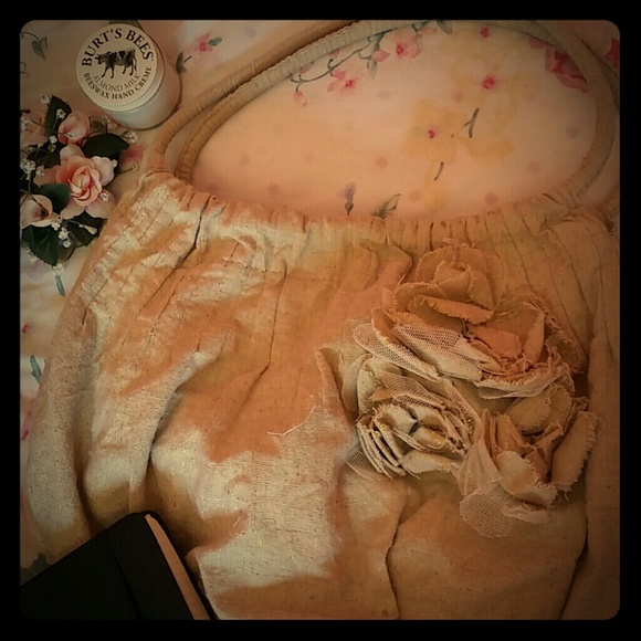 Beige purse