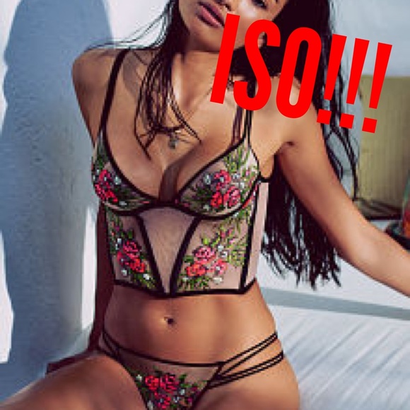 LOOKING FOR THIS SET!!!! ISO!!!!!