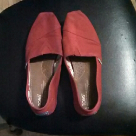 Red Toms