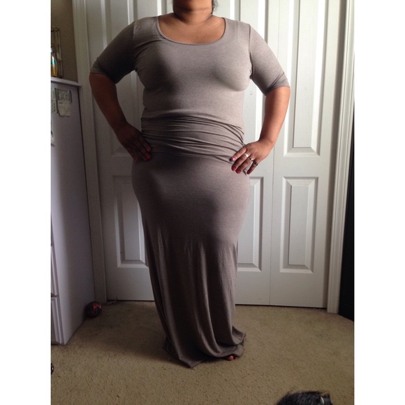 NWT brown maxi dress!