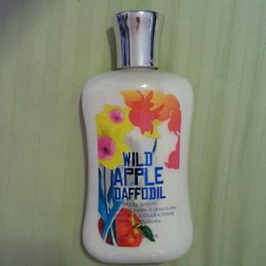 Wild Apple Daffodil Body Lotion - Bath & Body