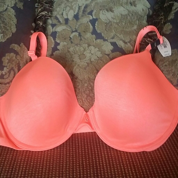 Victoria's Secret T-shirt Bra