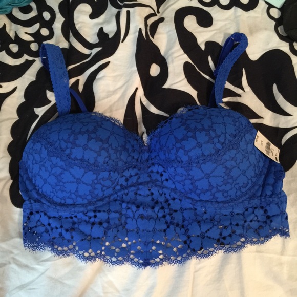 Traded💋 - Picture 2 of 4