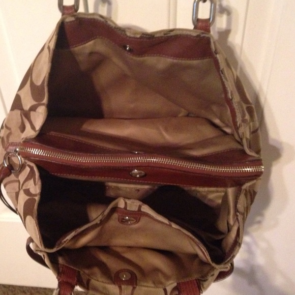 Coach Tote - Picture 2 of 4