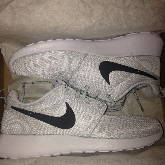 Grey Nike Roshe Runs