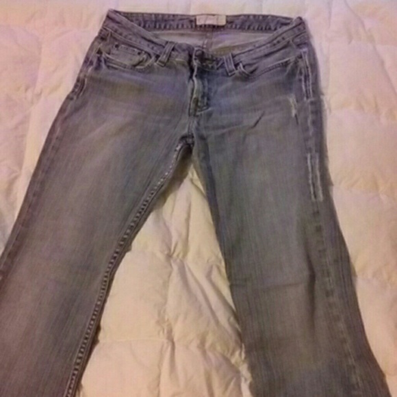 Buckle denim jeans