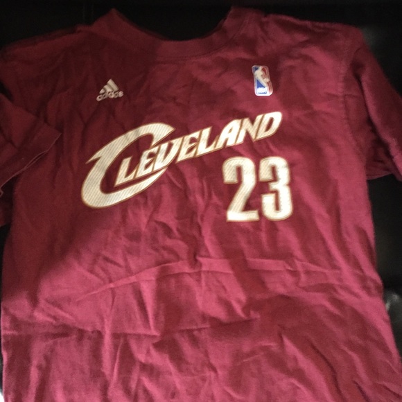 Cleveland Cavalier's Lebron James size S