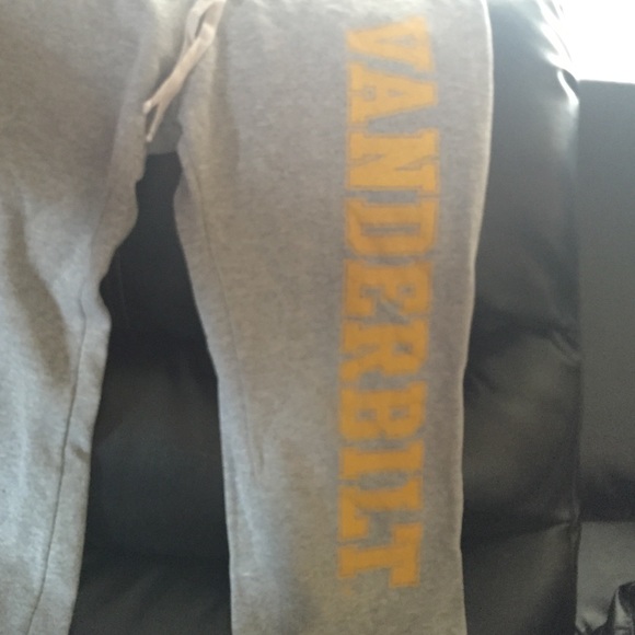 Soffe Vamderbilt cut off sweat pants