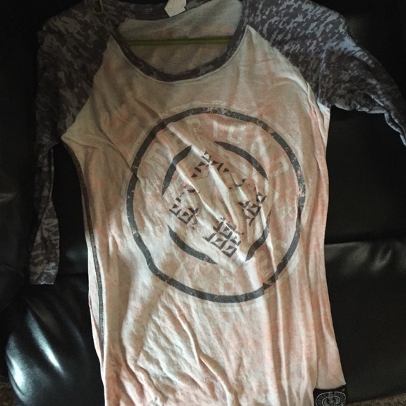 American fighter shirt size M