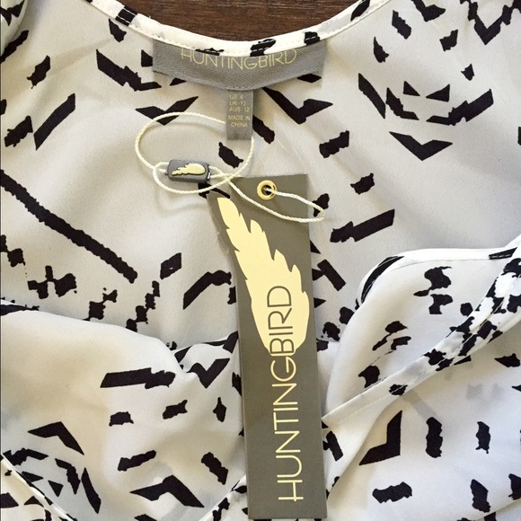 White and black tribal print shirt - Picture 2 of 4