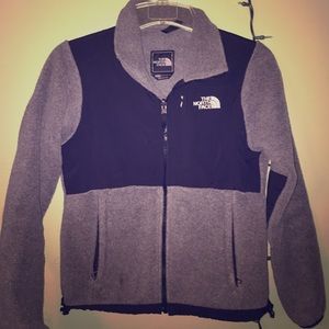 Black/grey north face