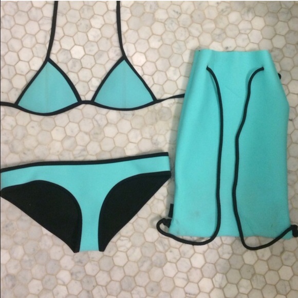 ISO blue Miami mint or rosa splash triangl bikini