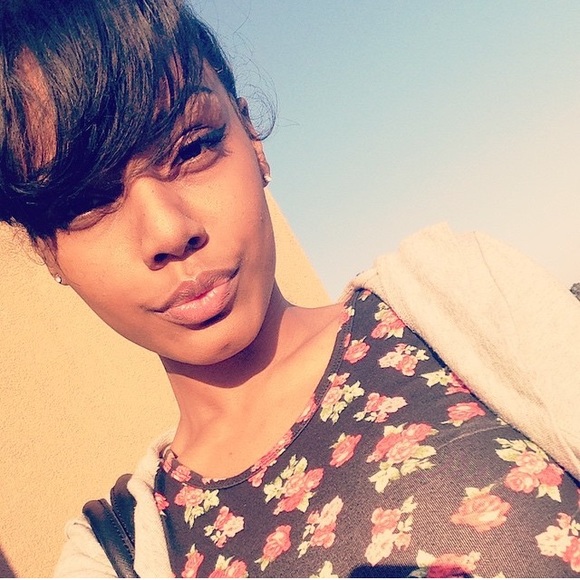 Floral crop top - Picture 2 of 2