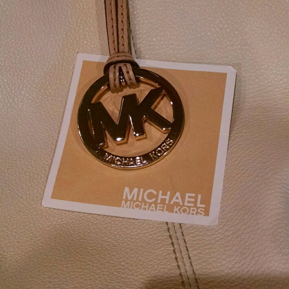 Sold on merc! - Picture 2 of 4