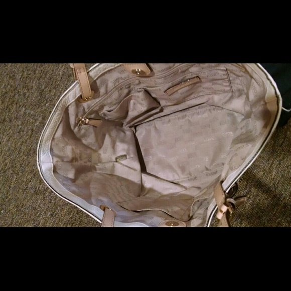 Sold on merc! - Picture 3 of 4