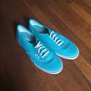 Aqua vans