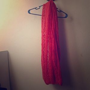 Beautiful salmon colored scarf!