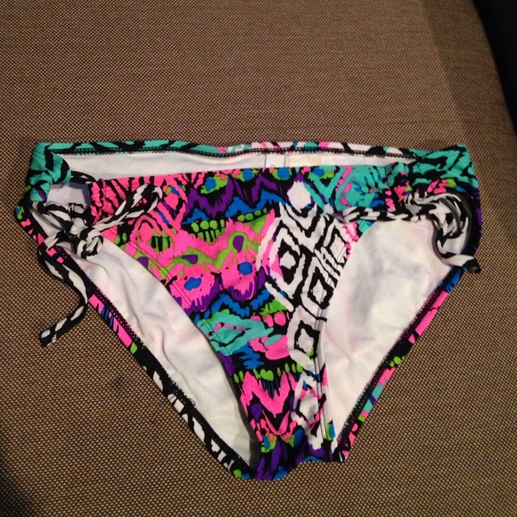 Super cute bikini bottoms