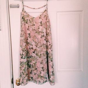 Forever 21 Floral Dress (medium size)