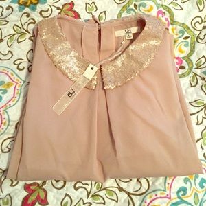 New YA Los Angeles sequined collar top