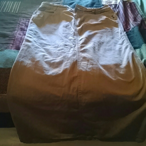 Khaki skirt