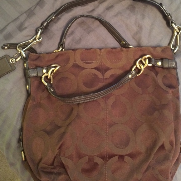 💯 authentic Chocolate brown Coach