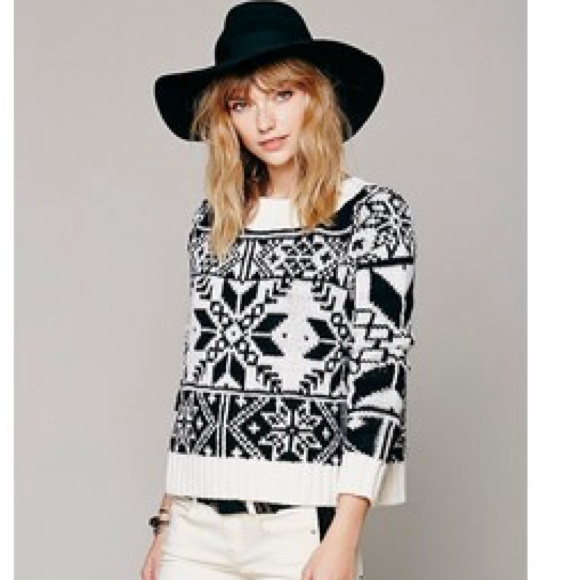 Free People Sweaters - Free People Snowflake Pullover ❄️NWOT