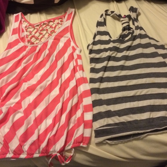 Striped tank top bundle