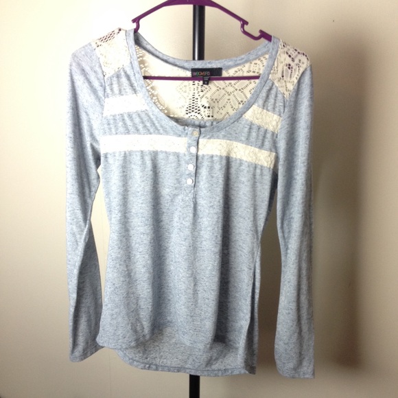 Blue and White Top!