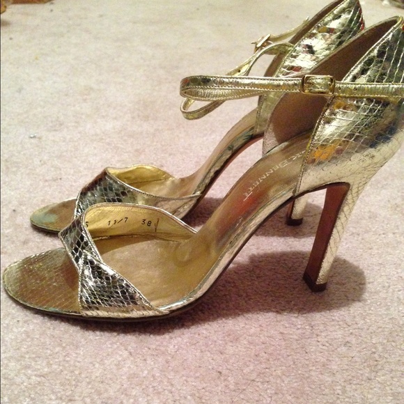 L.K. Bennett gold metallic heels - Picture 2 of 3