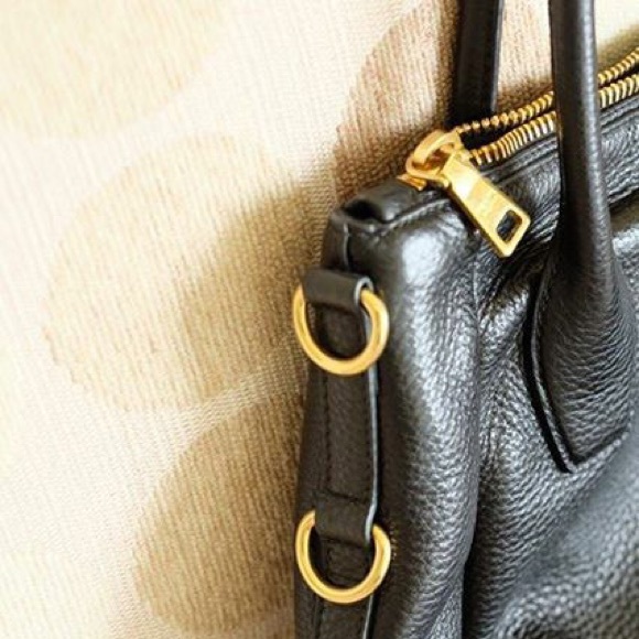 Prada Vitello Daino Leather bag in black - Picture 4 of 4