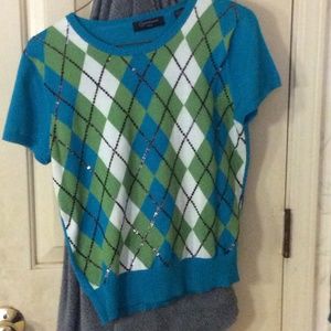 Comes with 2cute shirts