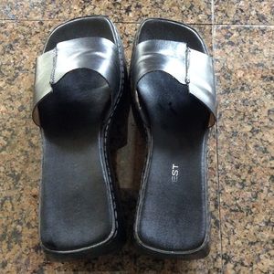 Nine West Black Sandals