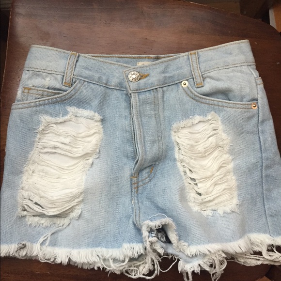 BRANDY HIGH WAISTED SHORTS