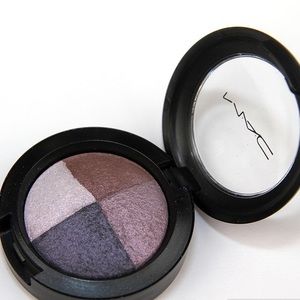 Brand New Mac 'Great Beyond' quad eyeshadow