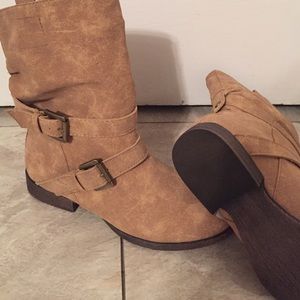 Brand new never worn JustFab booties.