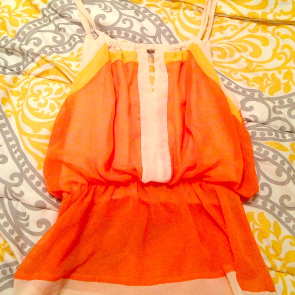 Adorable spring blouse :)