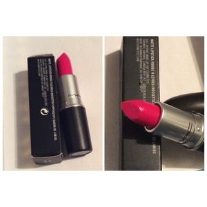 MAC Good Kisser BNIB limited-edition