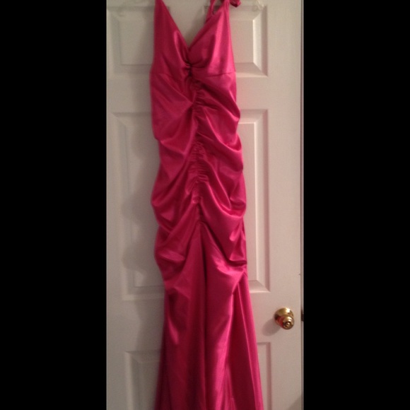 Jessica McClintock halter dress. 🌺Make an offer!