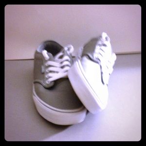 Brand new Vans shoes 8.5