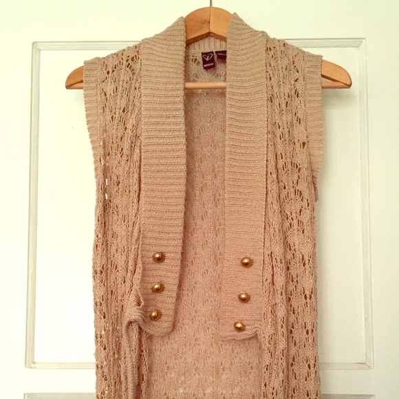 WINDSOR Tops - Windsor Crochet Vest