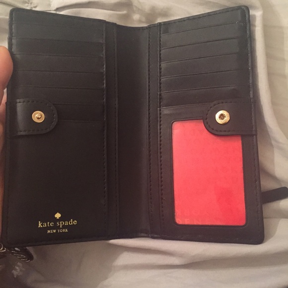 Kate Spade wallet - Picture 3 of 4