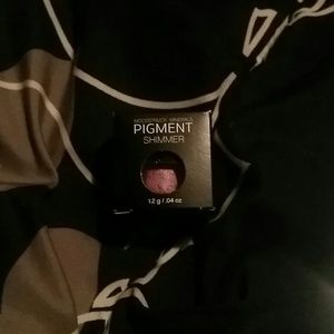 Younique Eye Pigment